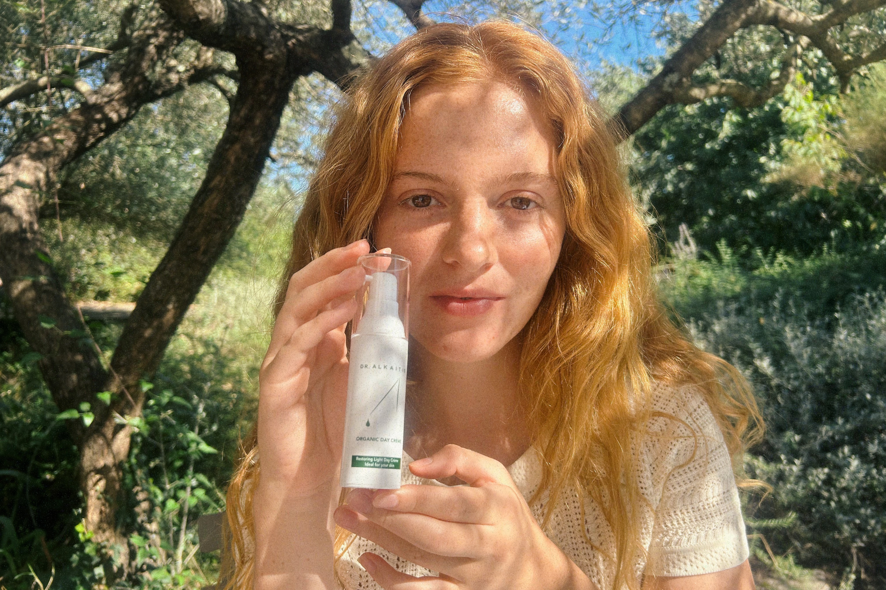 The Organic Day Crème: Nature's Most Precious Hydrating Botanicals, in One Powerful Formula